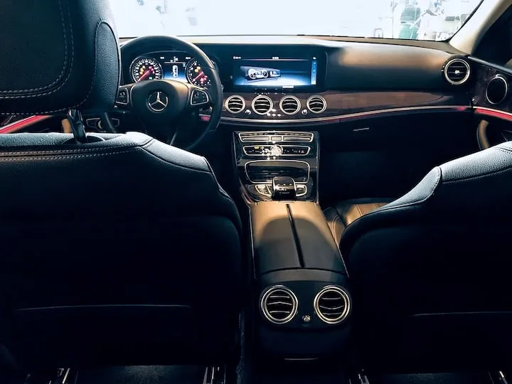 2017/18 Benz(賓士) W213 E300 白 - 10