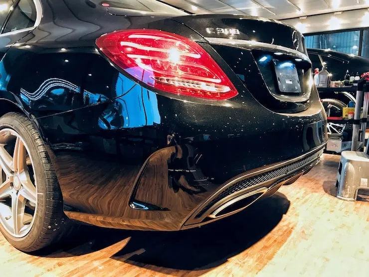 2015/16 Benz(賓士) W205 C300 黑 AMG Line - 6