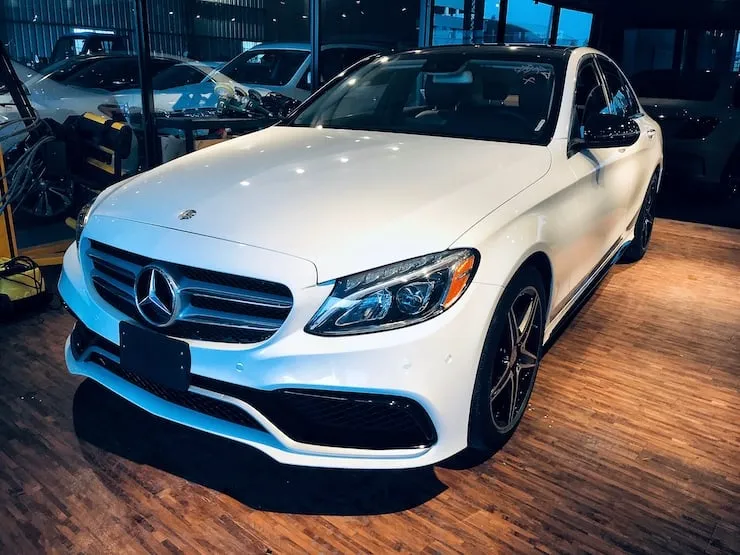 2016 Benz(賓士) W205 C300 C63樣式 白 - 2