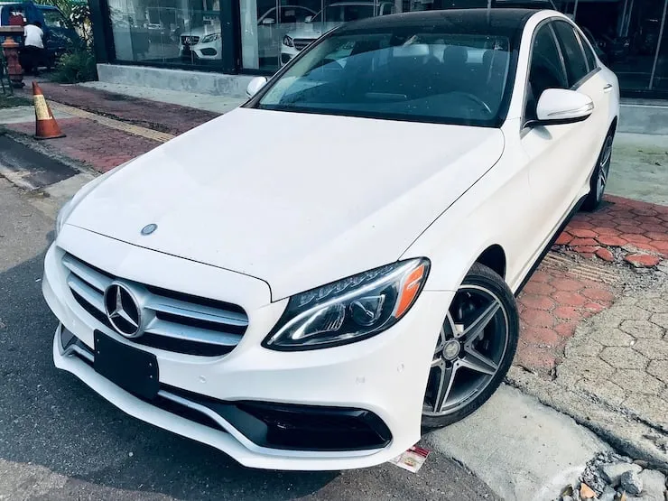 2015 Benz(賓士) W205 C300 C63樣式 白