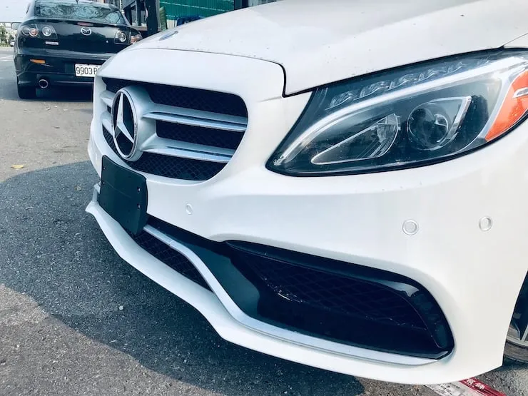 2015 Benz(賓士) W205 C300 C63樣式 白 - 2