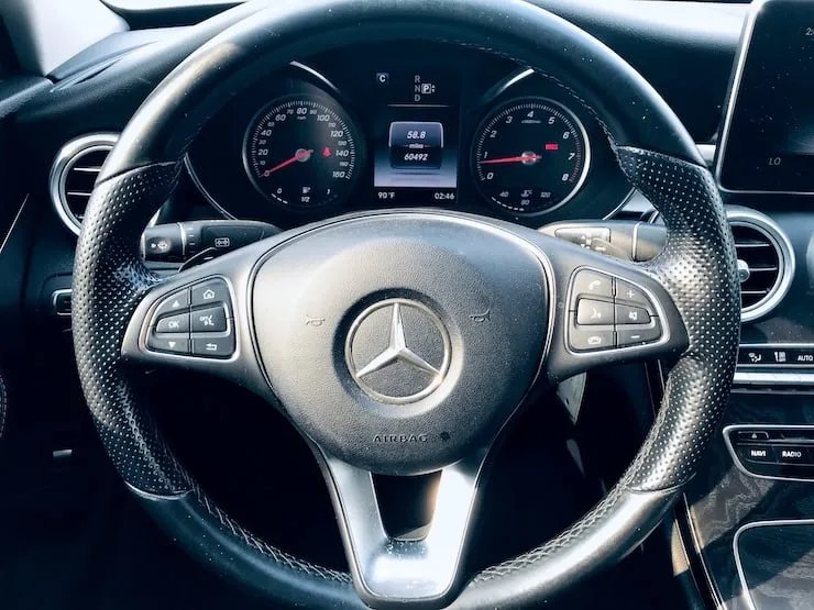 2015 Benz(賓士) W205 C300 C63樣式 白 - 11