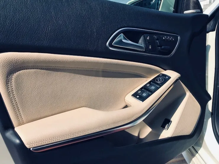 2015 Benz(賓士) C117 CLA250 白 - 7