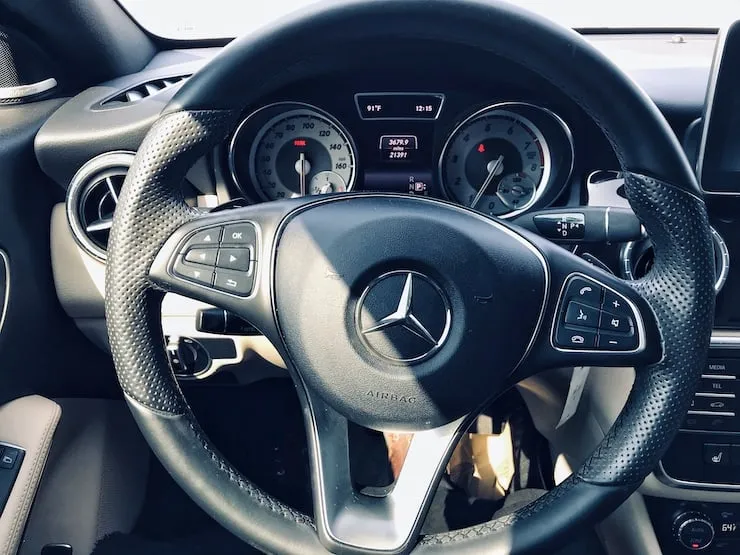2015 Benz(賓士) C117 CLA250 白 - 10