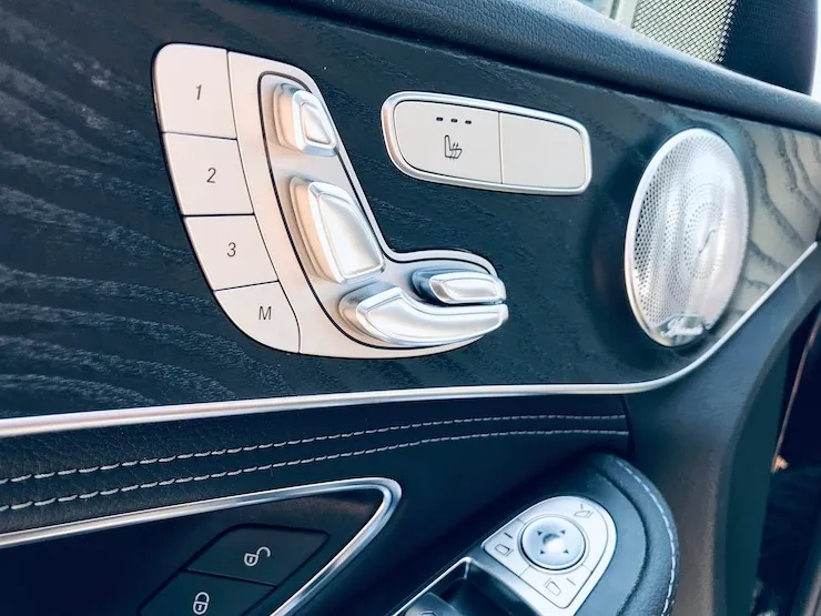 2015 Benz(賓士) W205 C300 黑 AMG Line - 8