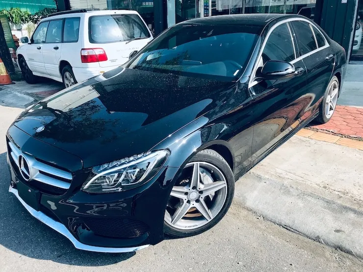 2016 Benz(賓士) W205 C300 黑 AMG Line 雙魚眼LED頭燈 - 2