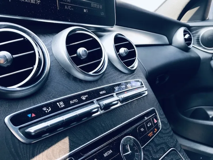 2016 Benz(賓士) W205 C300 黑 AMG Line 雙魚眼LED頭燈 - 10
