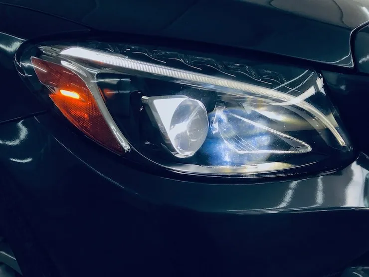 2015 Benz(賓士) W205 C300 科技金屬灰 低里程 - 6