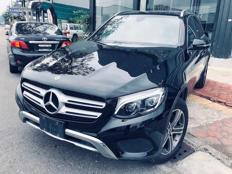 2017 Benz(賓士) X253 GLC300 4MATIC 黑 - 2