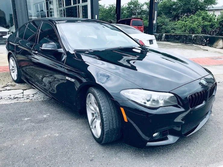 2015 BMW(寶馬) F10 535i 黑 M-SPORT套件