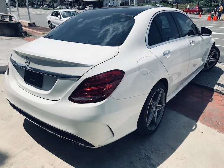 2016 Benz(賓士) W205 C300 白 AMG 黑梣木 - 4