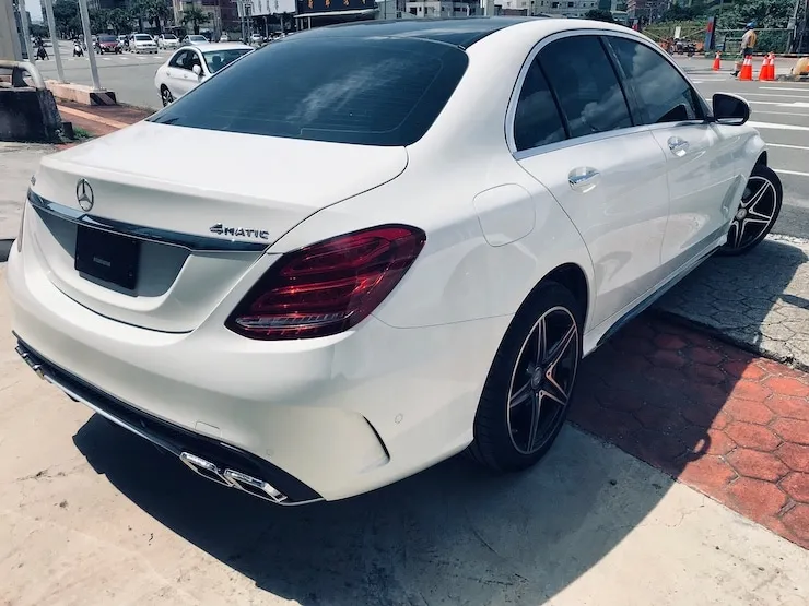2015 Benz(賓士) W205 C300 C63樣式 白 黑梣木 - 3