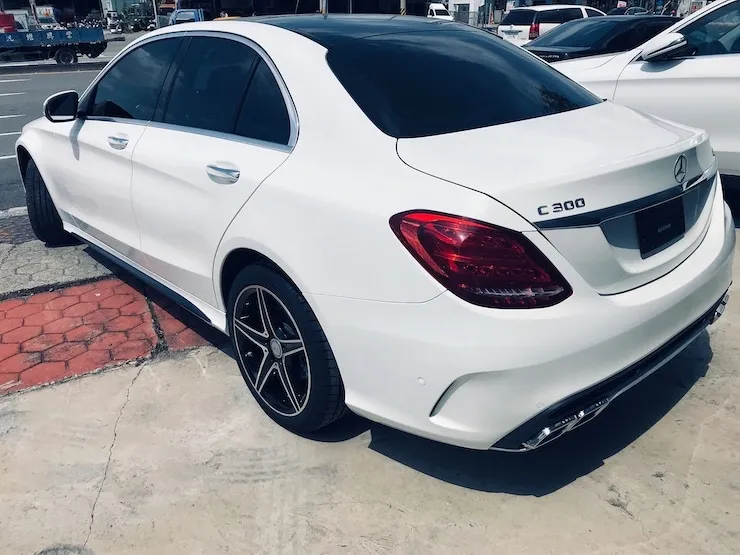 2015 Benz(賓士) W205 C300 C63樣式 白 黑梣木 - 4