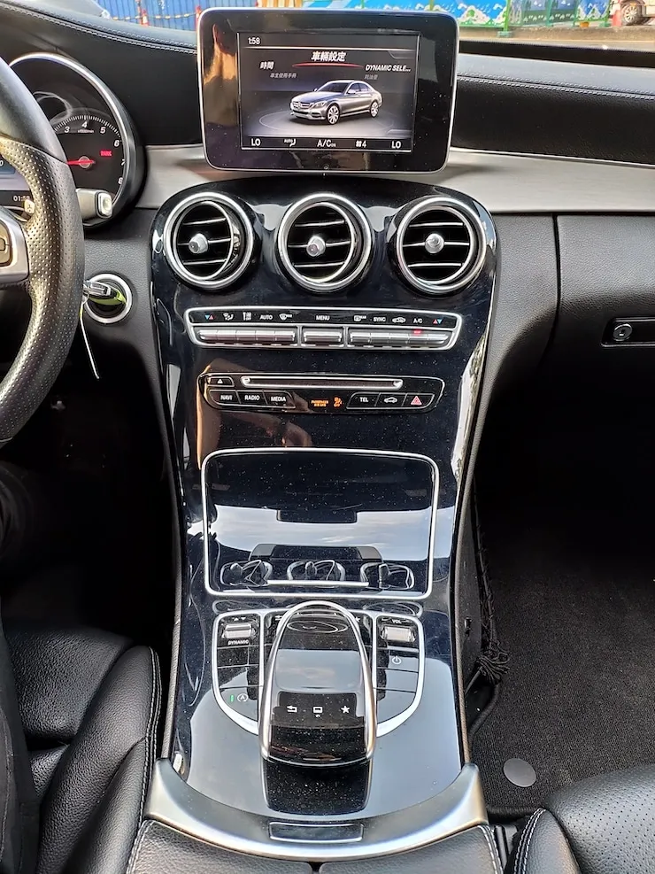 2016 Benz(賓士) W205 C300 黑 AMG Line - 10