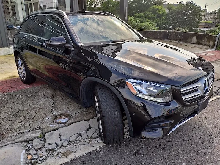 2016 Benz(賓士) X253 GLC300 4MATIC AMG LINE 黑