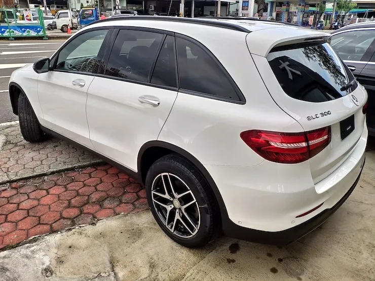 2016/17 Benz(賓士) X253 GLC300 4MATIC AMG LINE 白 + 黑梣木飾板 - 4