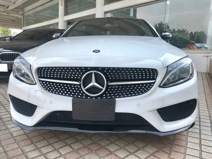 2016/17 Benz(賓士) W205 C300 4MATIC 雙門 白 AMG 黑梣木