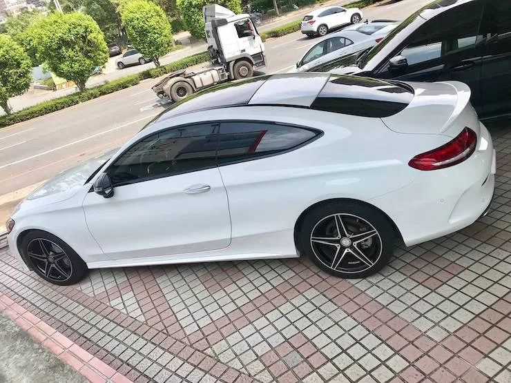 2016/17 Benz(賓士) W205 C300 4MATIC 雙門 白 AMG 黑梣木 - 4
