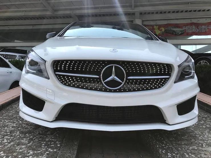 2016 Benz(賓士) C117 CLA250 白 夜色套件 - 2
