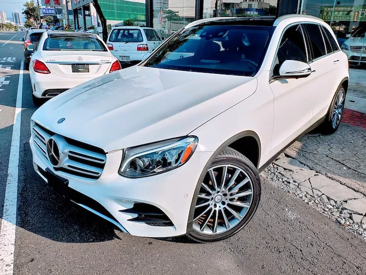 2016 Benz X253 GLC300 4MATIC AMG LINE 白 大滿配23P - 2