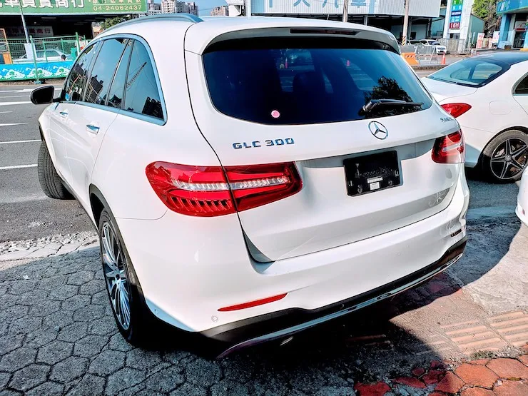 2016 Benz X253 GLC300 4MATIC AMG LINE 白 大滿配23P - 4