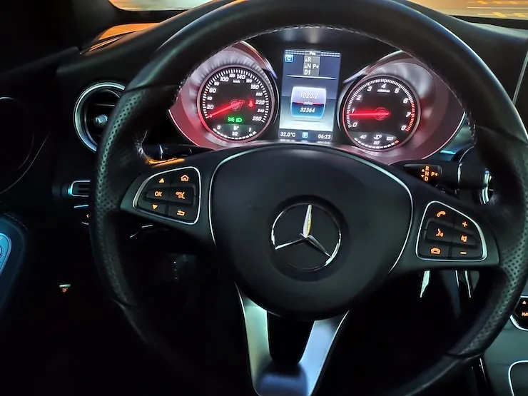 2016 Benz(賓士) W205 C300 白 AMG 黑梣木 19吋鋁圈 - 14