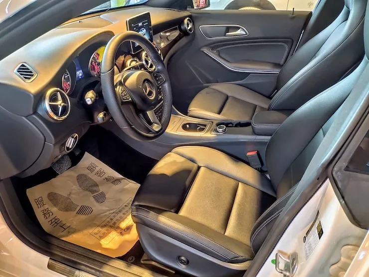 2016 Benz(賓士) C117 CLA250 白 AMG車身造型 + 12色氣氛燈 - 8