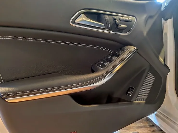 2016 Benz(賓士) C117 CLA250 白 AMG車身造型 + 12色氣氛燈 - 7