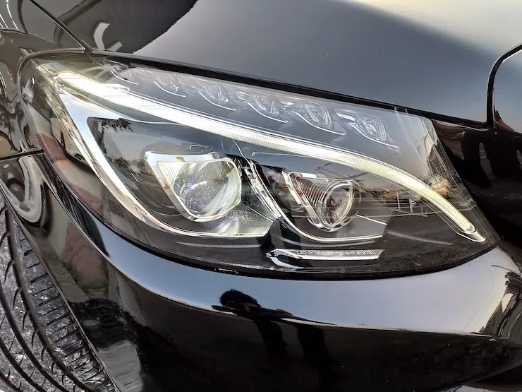 2016 Benz(賓士) W205 C300 黑 黑梣木 18吋鋁圈 - 5