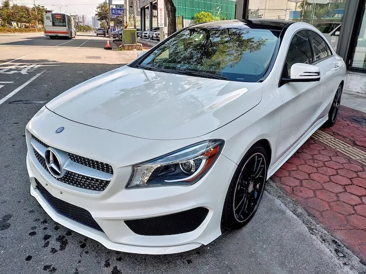 2015 Benz(賓士) C117 CLA250 白 AMG車身造型 + 12色氣氛燈