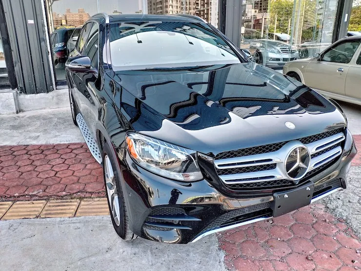 2016 Benz X253 GLC300 4MATIC AMG LINE 黑 大滿配23P+360環景 - 2