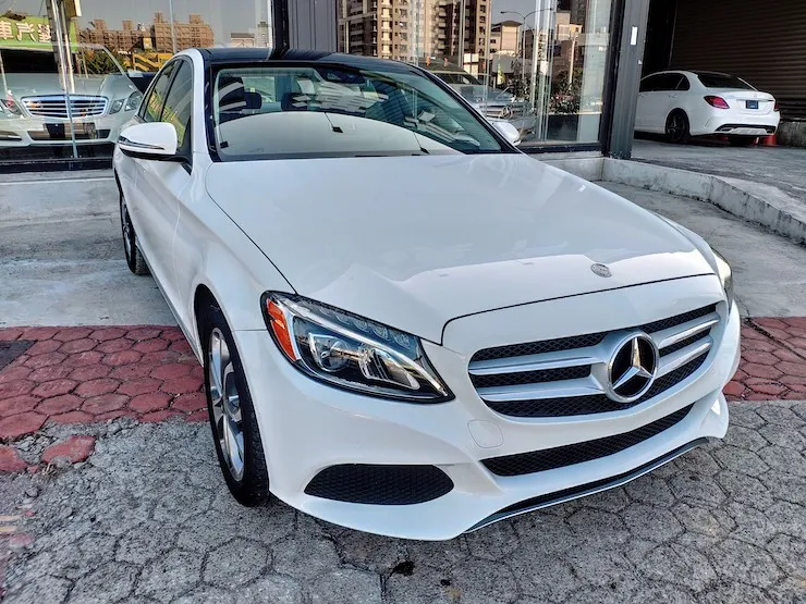 2016 Benz(賓士) W205 C300 白 柏林之音