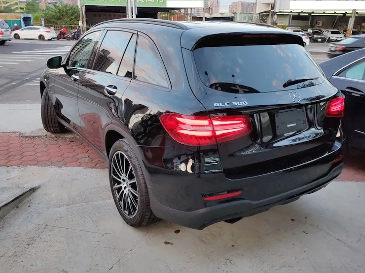 2019 Benz (賓士) X253 GLC300 4MATIC 黑 黑岑木+氣氛燈+LED頭燈 - 3