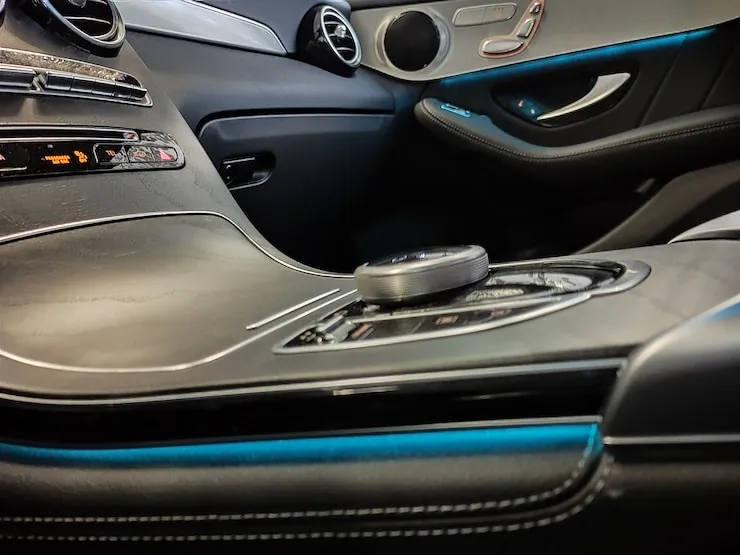 2019 Benz (賓士) X253 GLC300 4MATIC 黑 黑岑木+氣氛燈+LED頭燈 - 10