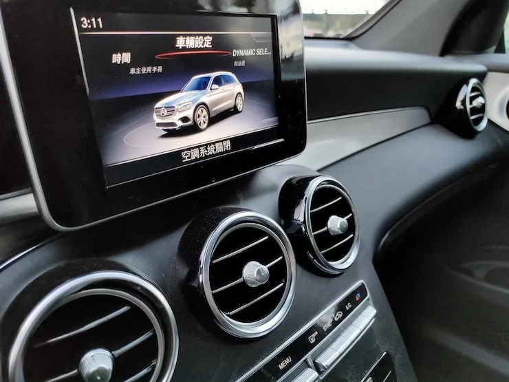 2019 Benz (賓士) X253 GLC300 4MATIC 黑 黑岑木+氣氛燈+LED頭燈 - 12