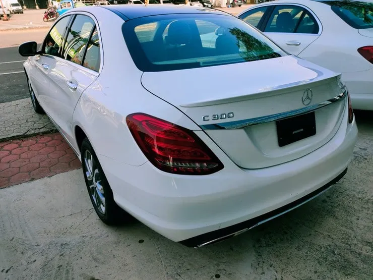 2016 Benz(賓士) W205 C300 白 柏林之音 黑岑木 - 4