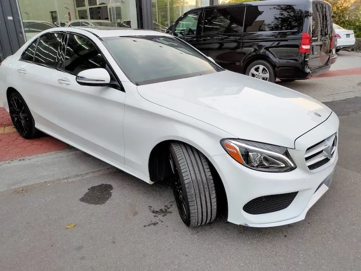 2018 賓士 Benz W205 C300 白 19吋鋁圈+黑岑木 AMG Line - 2
