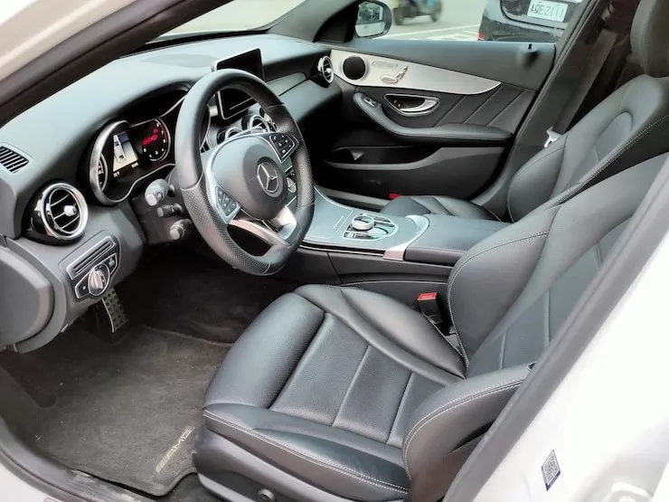 2018 賓士 Benz W205 C300 白 19吋鋁圈+黑岑木 AMG Line - 10