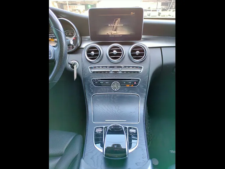 2016 Benz(賓士) W205 C300 白 柏林之音+黑岑木+電尾門 - 10