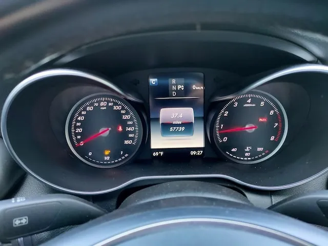 2016 Benz(賓士) W205 C300 白 柏林之音+黑岑木+電尾門 - 14
