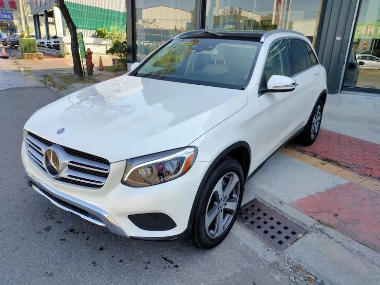 2016/17 Benz X253 GLC300 23P & 抬頭顯示器 白 超高配備
