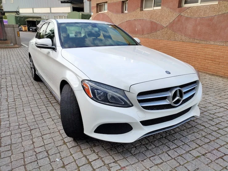 2016 Benz(賓士) W205 C300 白 柏林之音 黑岑木
