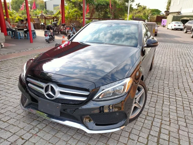 2016 Benz W205 C300 黑岑木 柏林之音 AMG Line