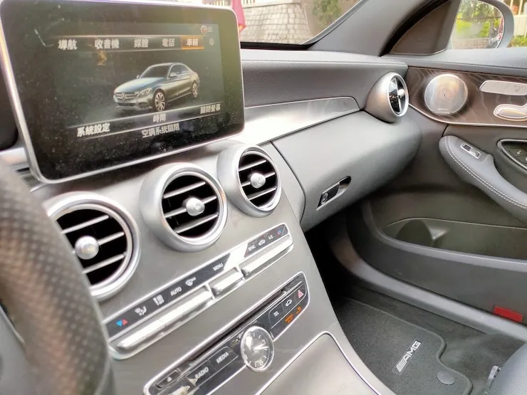 2016 Benz W205 C300 黑岑木 柏林之音 AMG Line - 11