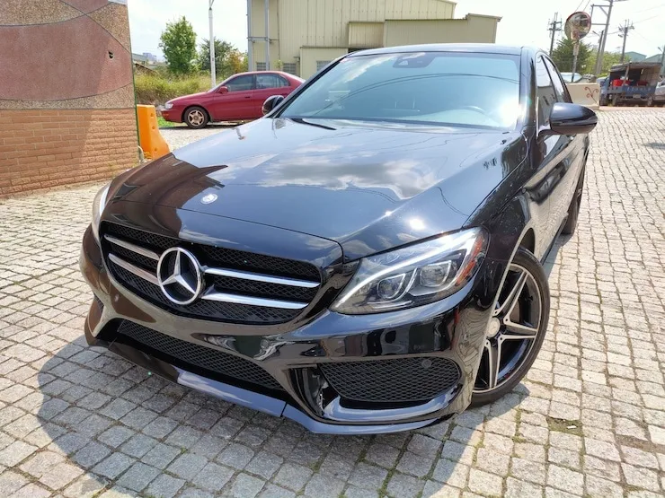 2016 Benz W205 C300 AMG 柏林之音 雙魚眼 氣氛燈
