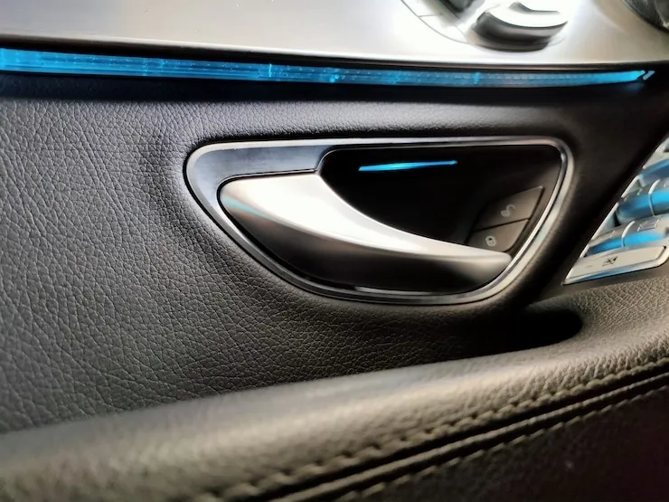 2016 Benz W205 C300 AMG 柏林之音 雙魚眼 氣氛燈 - 8