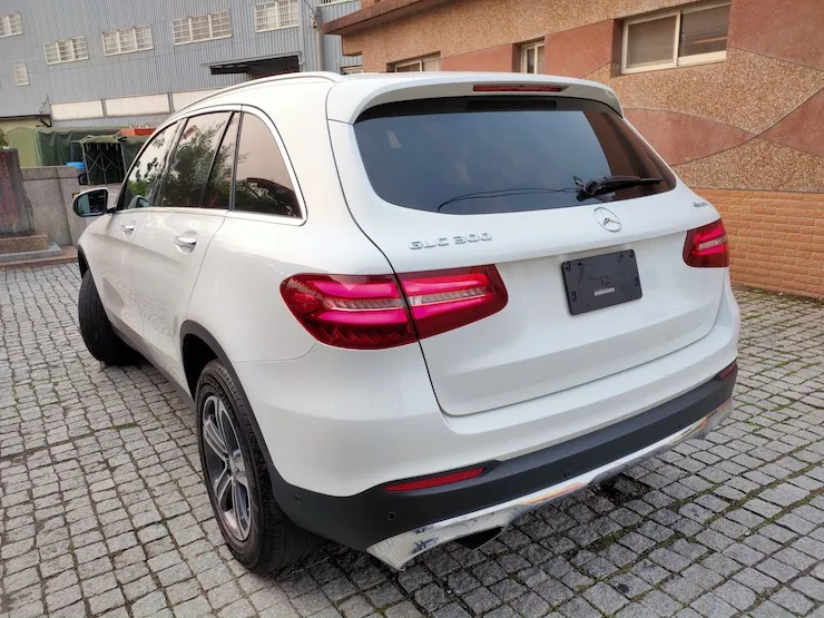 2016/17 Benz X253 GLC300 4MATIC 360環景 + LED頭燈 + 柏林之音 白 - 4