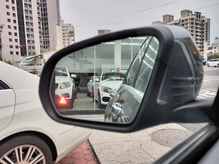 2016 Benz(賓士) X253 GLC300 4MATIC 科技灰 + 黑梣木飾板 - 6