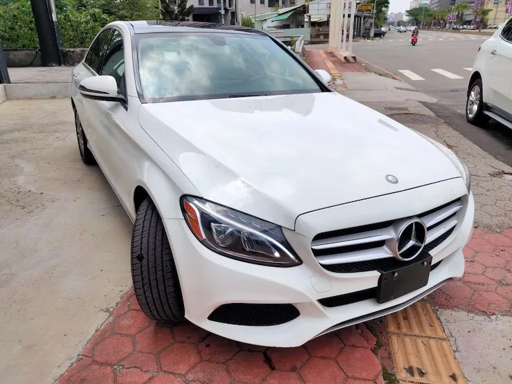 2017 Benz 賓士 W205 C300 白 電尾門+氣氛燈+柏林之音 - 2