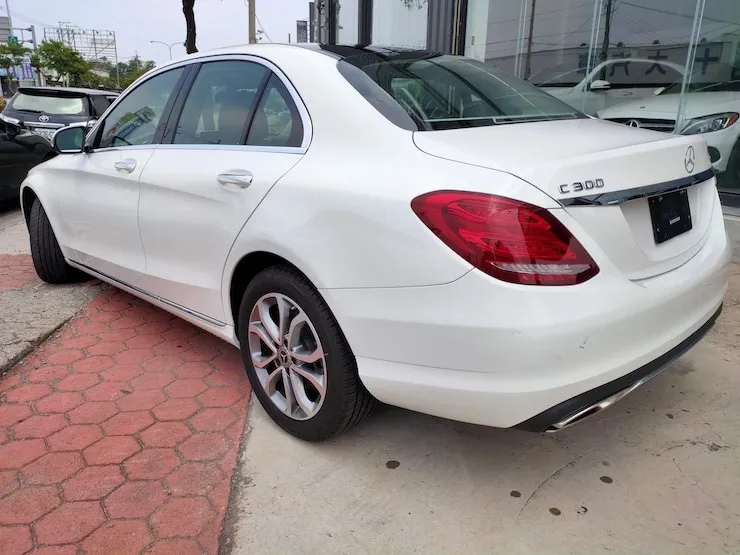 2017 Benz 賓士 W205 C300 白 電尾門+氣氛燈+柏林之音 - 3